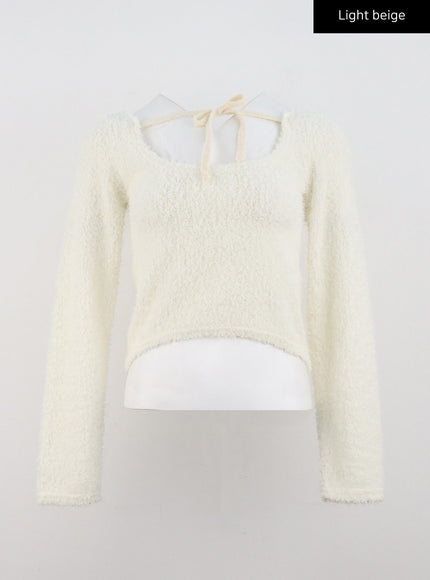 faux-fur-cropped-sweater-with-high-collar-ribbon-cd301 / Light beige