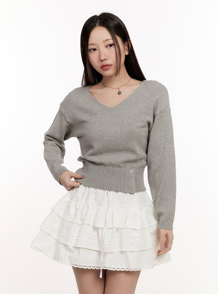 Buttoned V-Neck Crop Sweater CM510