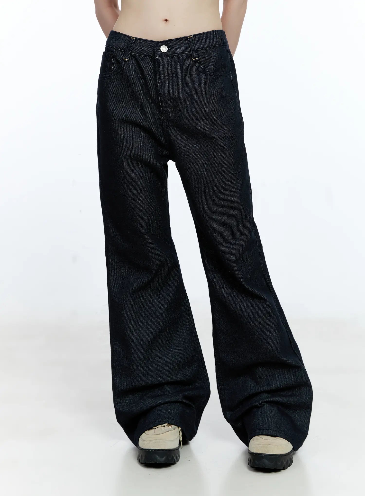 minjoo-no-fade-flared-jeans-cg511