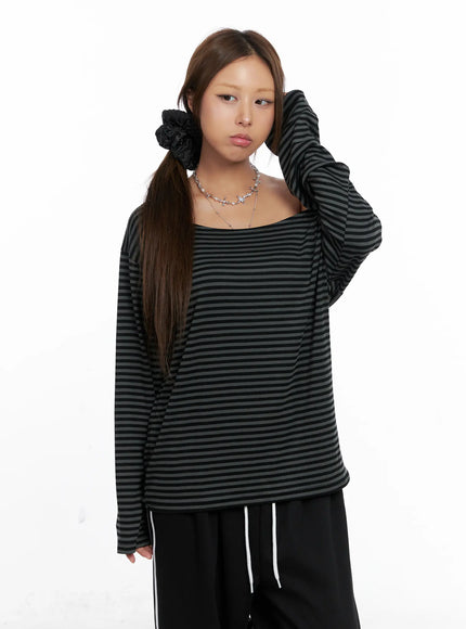 Off-Shoulder Striped Top CS524