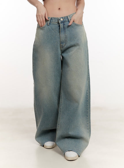 Melissa Cut-Ends Wide-Leg Jeans CM510