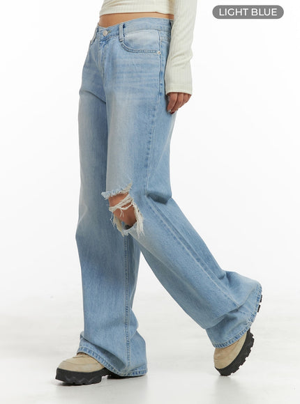 distressed-wide-fit-bootcut-jeans-ca416