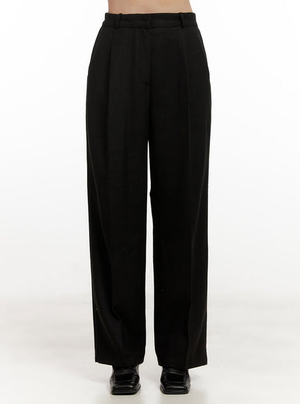 classic-wide-fit-slacks-on422