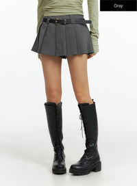 pleated-mini-skirt-with-belt-cf408 / Gray