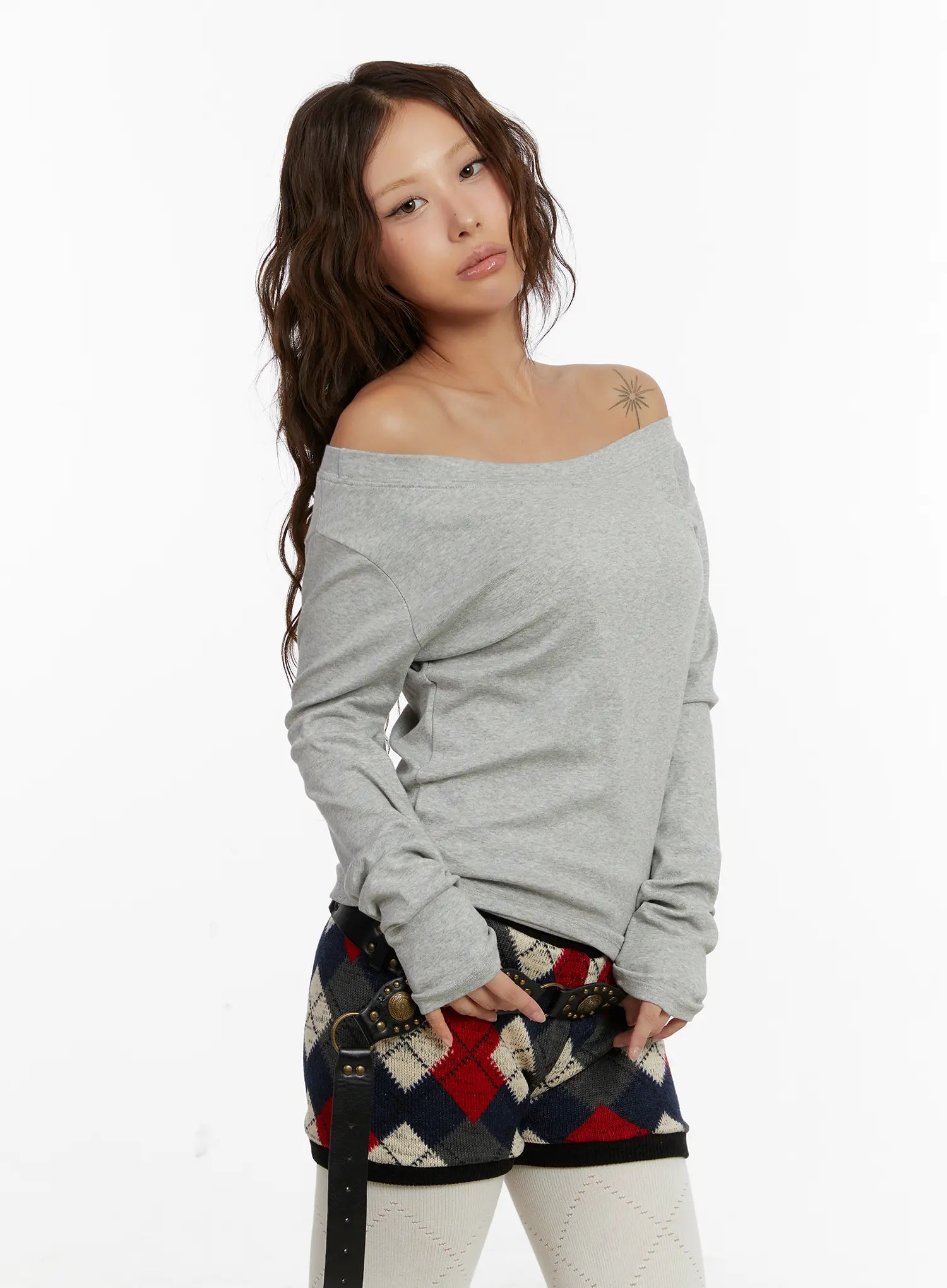 Basic Off-Shoulder Long Sleeve Top CD512