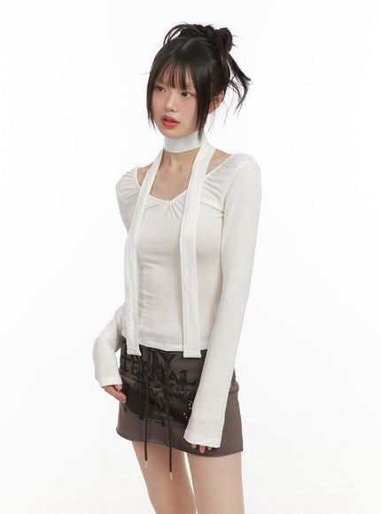 shirred-v-neck-long-sleeve-top-with-scarf-cj502 / light beige