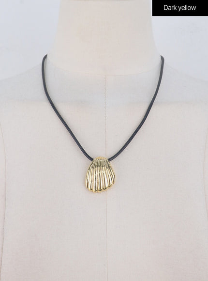 shell-pendant-necklace-ol313