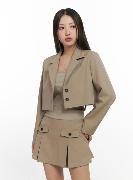 buttoned-collar-crop-blazer-cn419 / Beige