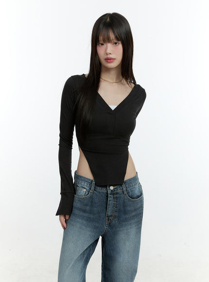 v-neck-cutout-long-sleeve-crop-top-cf507 / Black