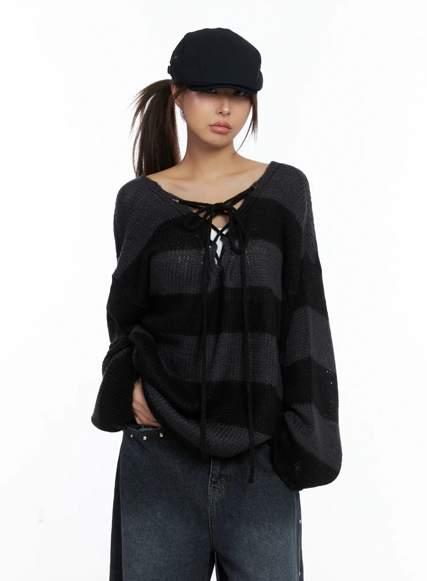 striped-lace-up-long-sleeve-knit-top-cs505 / Black