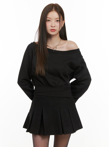 asymmetric-one-shoulder-crop-sweatshirt-od412 / Black