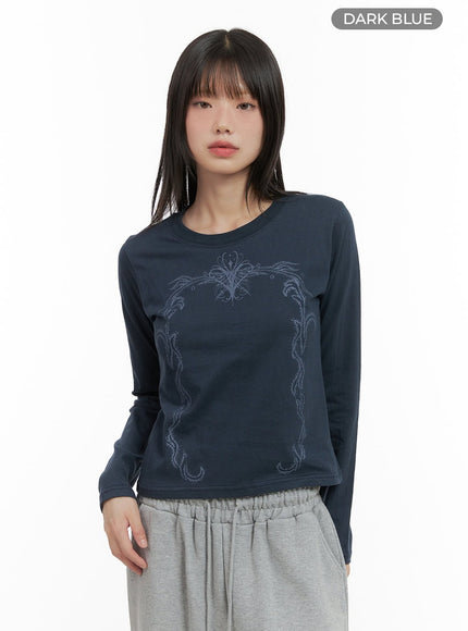 acubi-graphic-cotton-crop-long-sleeve-tee-cg426 / Dark blue