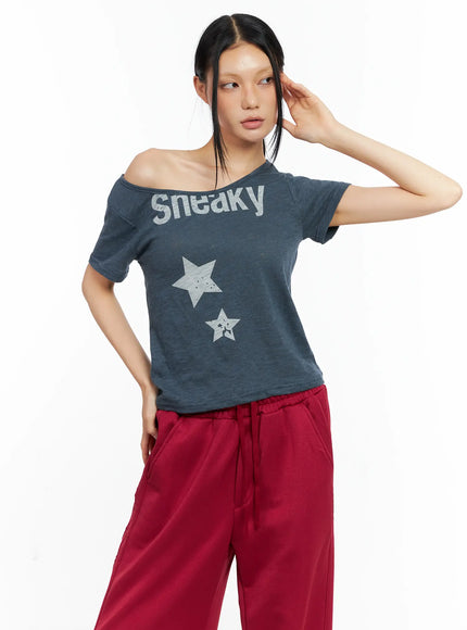 off-shoulder-star-graphic-tee-cl529 / Dark blue