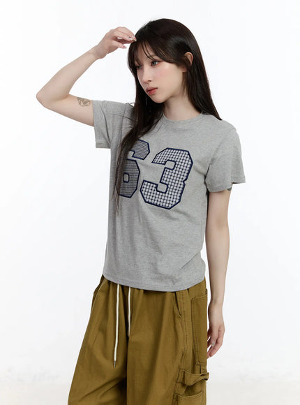 gingham-63-graphic-tee-ca501 / Gray