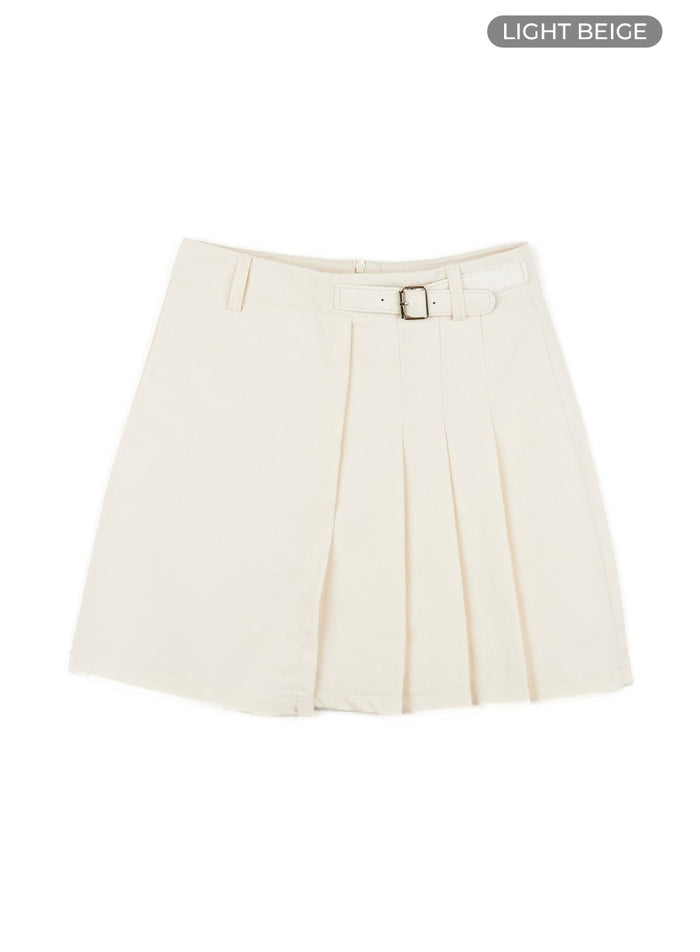 belted-pleated-mini-skirt-ou407 / Light beige