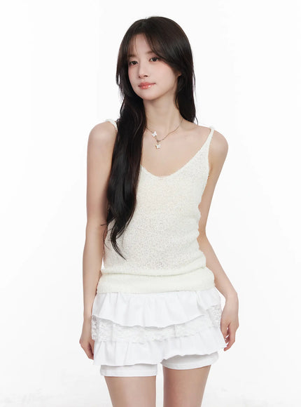 textured-v-neck-layering-cami-top-cm531 / Light beige