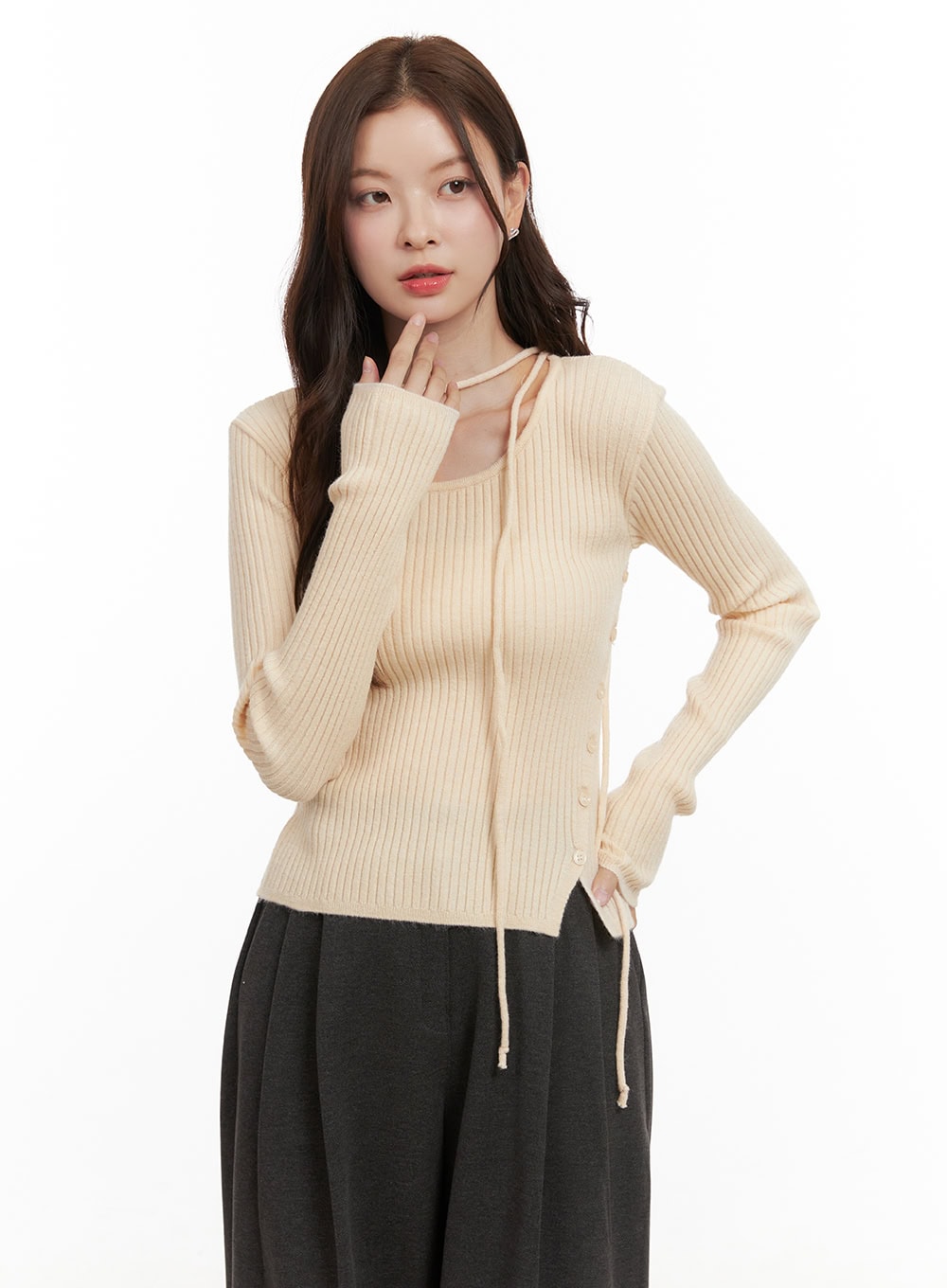 slim-fit-long-sleeve-sweater-od403 / Light beige