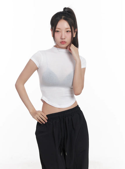 slim-fit-mock-neck-crop-top-cu517 / White