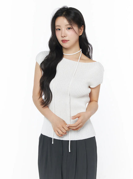 ribbed-off-shoulder-knit-top-and-scarf-set-cd805 / White