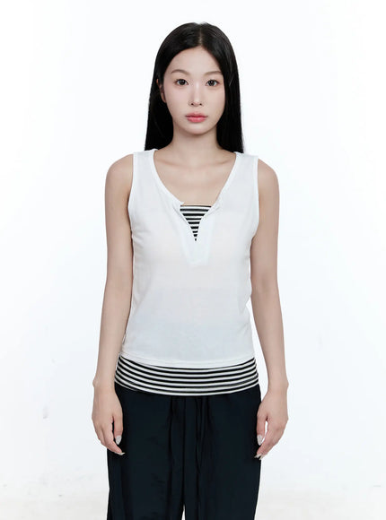 layered-stripe-sleeveless-tank-cg512 / White