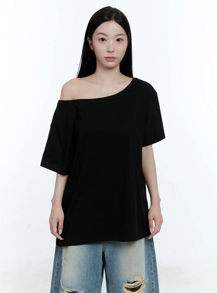 off-shoulder-loose-fit-tee-cg501 / Black