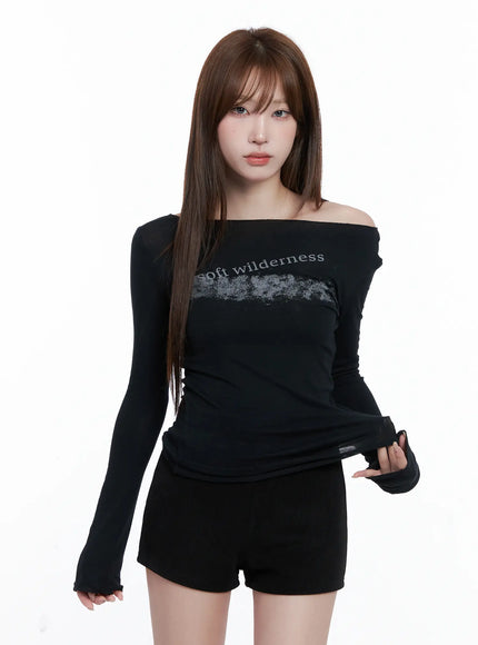 off-shoulder-graphic-long-sleeve-top-cg529 / Black