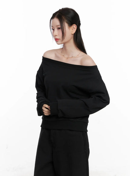 off-shoulder-sweatshirt-co503 / Black