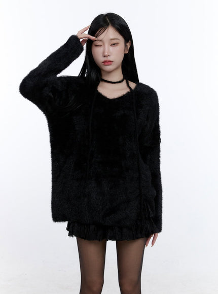 fuzzy-v-neck-sweater-cd419 / Black