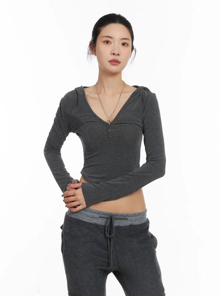 buttoned-hooded-long-sleeve-crop-top-cd509 / Dark gray