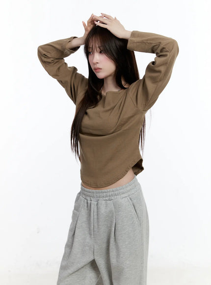 casual-u-neck-long-sleeve-tee-cn525 / Dark green