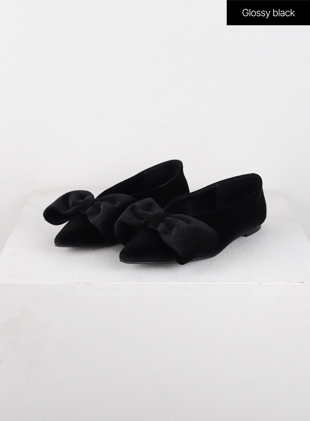 polka-dot-ribbon-flats-od327 / Glossy black