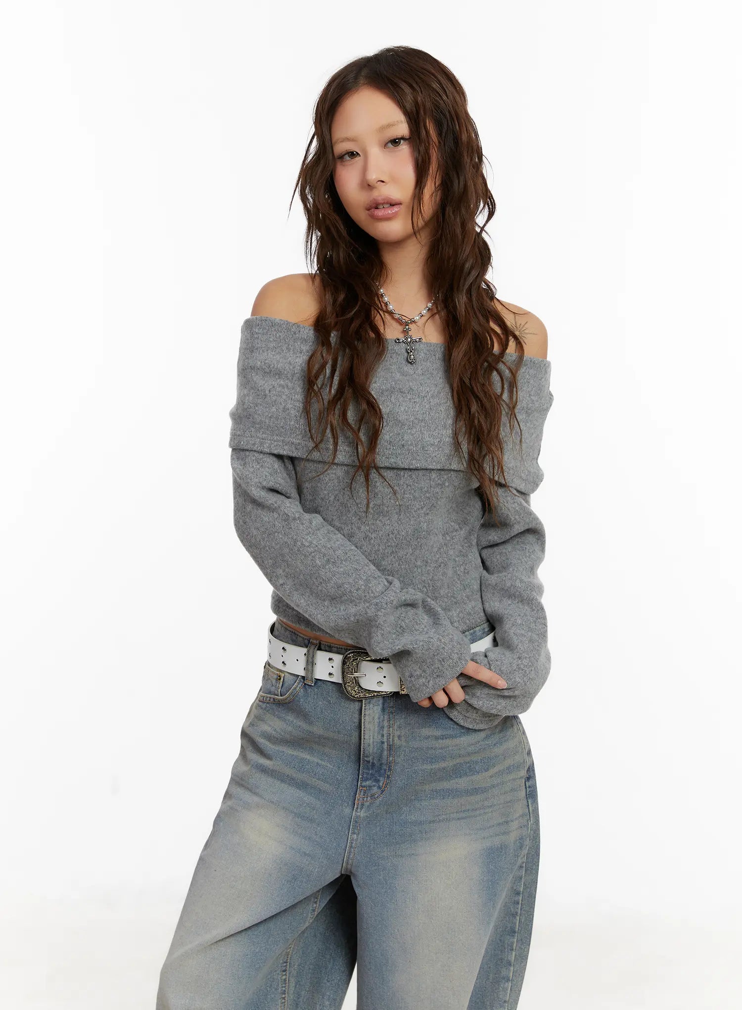 cozy-off-shoulder-long-sleeve-knit-top-cd517 / Gray
