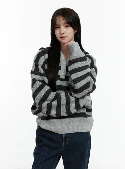 striped-hooded-knit-sweater-cd523 / Gray
