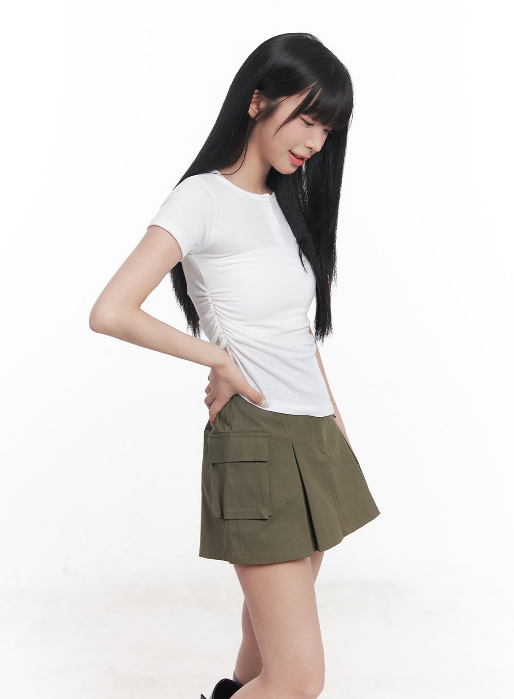 asymmetric-buttoned-crop-top-cy527 / White