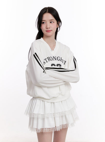 "36" Graphic V-Neck Sweatshirt CM526