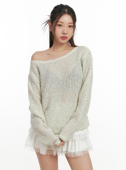 elegant-off-shoulder-shirt-cn428 / Light beige