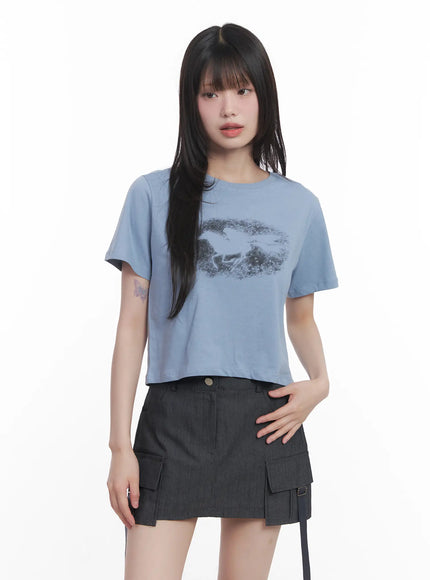 graphic-crop-t-shirt-cu520 / Light blue