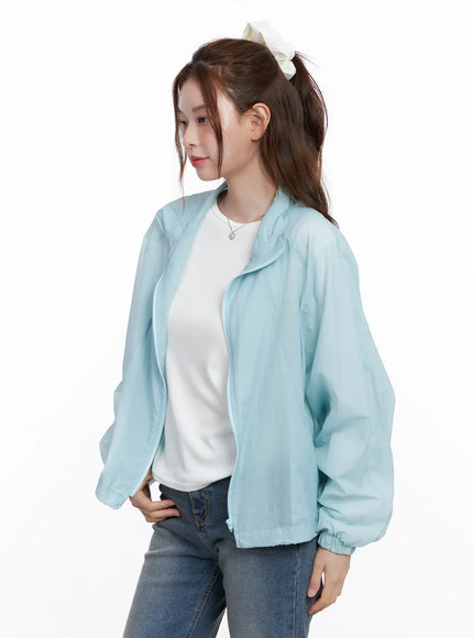 lightweight-sheer-windbreaker-jacket-cg520 / Light blue