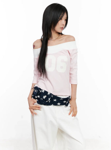 contrast-number-off-shoulder-tee-cl525 / Light pink