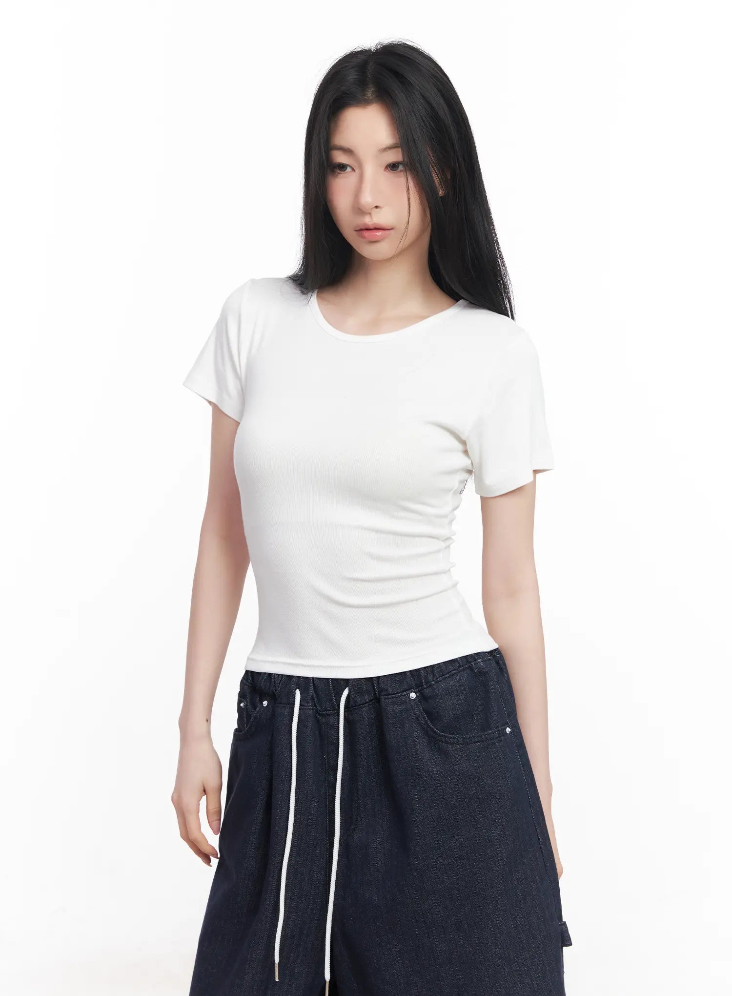 essential-slim-fit-tee-cu511 / light beige