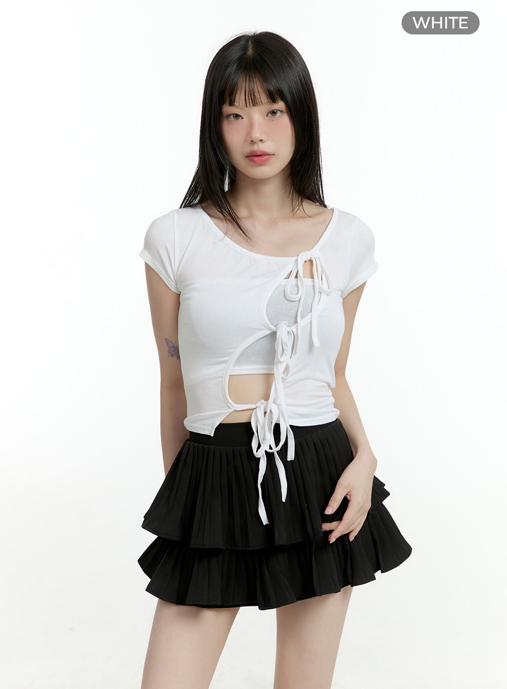 strap-cut-out-crop-top-cl426 / White