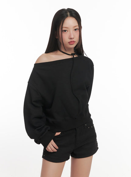 String One-Shoulder Crop Sweatshirt CF526