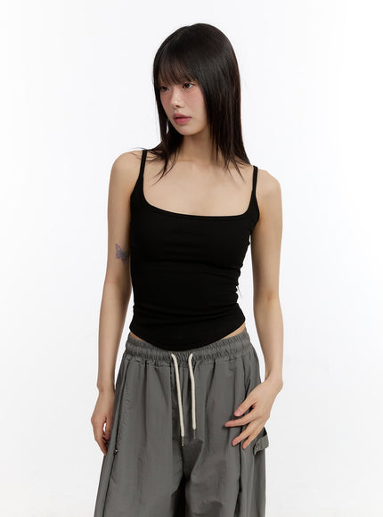 essential-square-neck-cami-crop-top-ca509 / Black