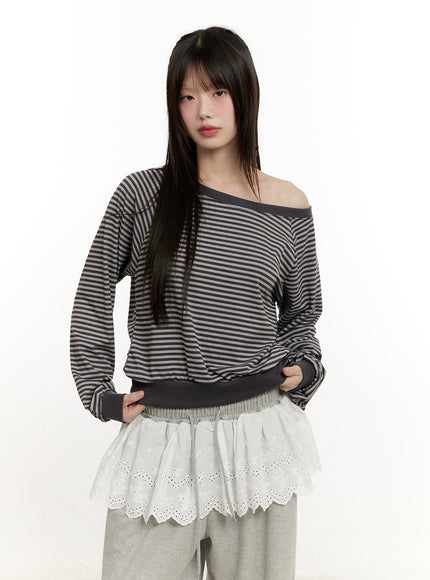 Striped One-Shoulder Sweatshirt CM514