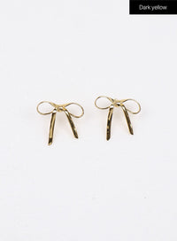 ribbon-shaped-earrings-od327 / Dark yellow