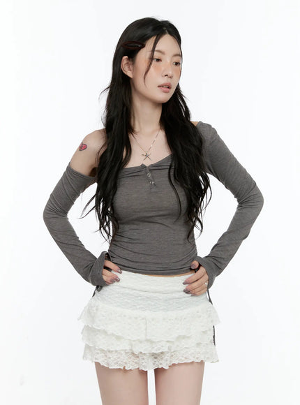 asymmetric-ballerina-buttoned-off-shoulder-top-cn517 / Dark gray