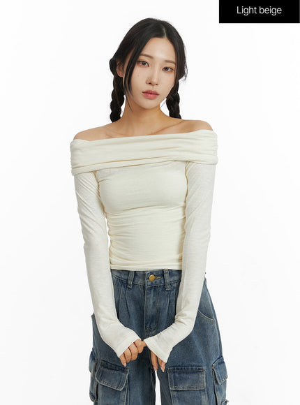 wool-blend-off-shoulder-ruched-knit-top-cf416 / Light beige