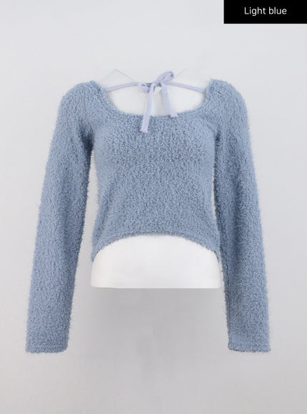 faux-fur-cropped-sweater-with-high-collar-ribbon-cd301 / Light blue