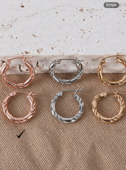 twist-ring-earrings-il404 / Pink