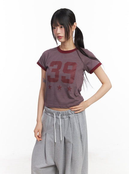dual-tone-graphic-top-cy512 / Red